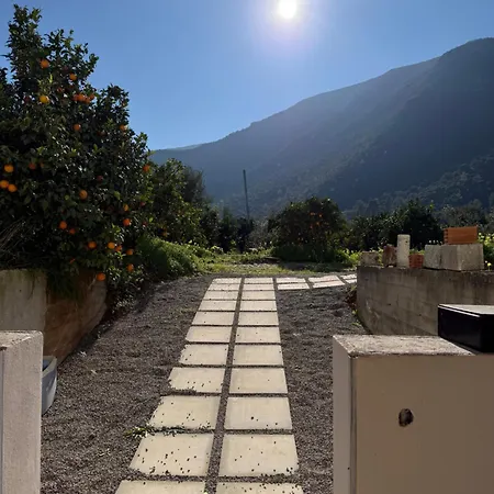 Appartamento Marathias Leonídion