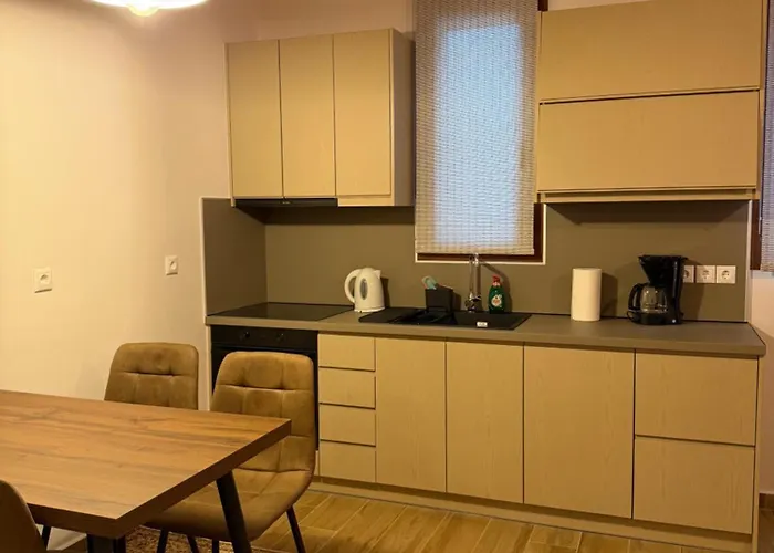 Marathias Apartment *