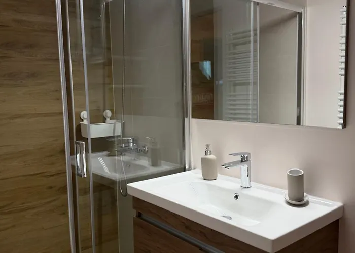 Marathias Apartment *