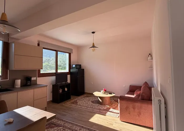 Apartment Marathias *